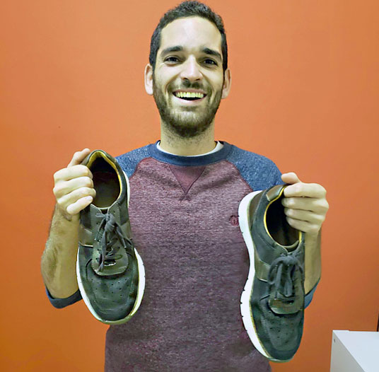 Restaurar color de zapatillas con FixFox